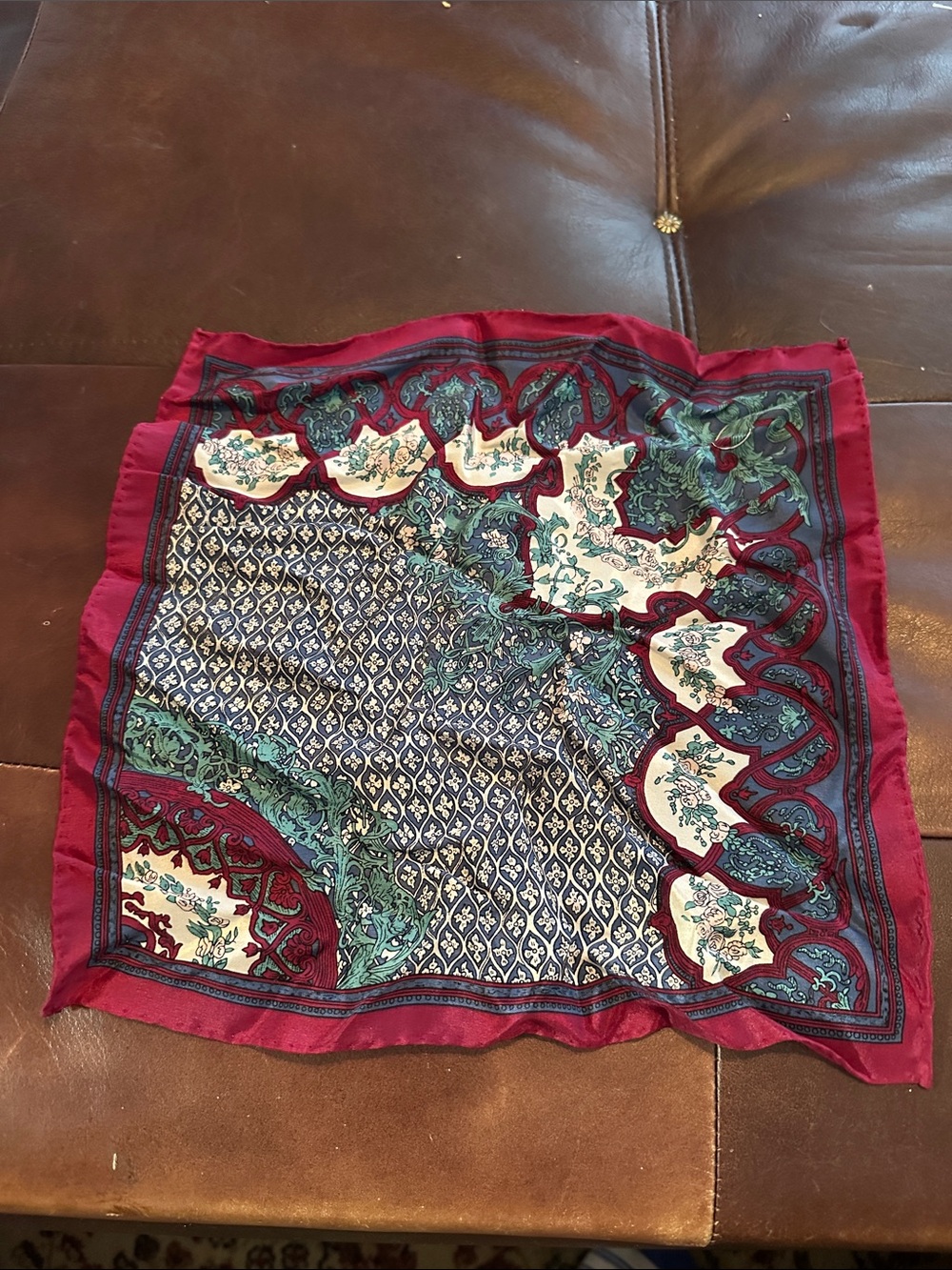 Ginnie Johansen vintage floral silk Made in Japan Pocket Square